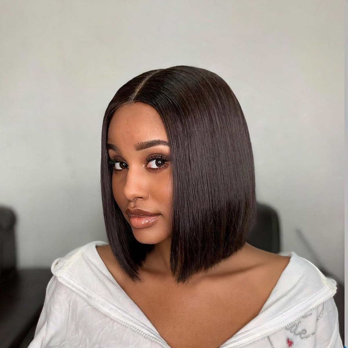Emma Straight Human Hair 13X4 Bob Lace Frontal Wigs Natural Color
